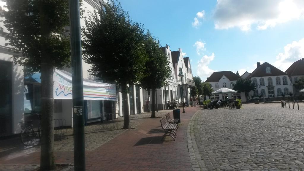 Hotel Zur Linde Meldorf Exterior foto